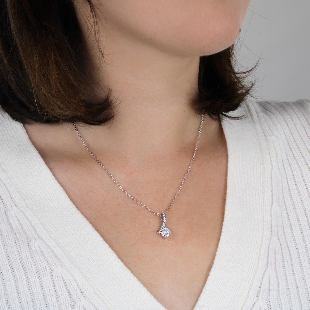 Alluring Beauty Necklace – She'll Think You Finally Grew Taste
