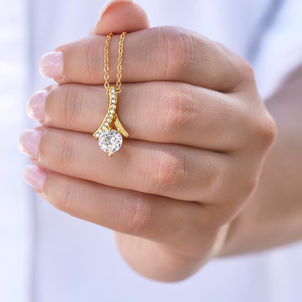 Alluring Beauty Necklace – She'll Think You Finally Grew Taste