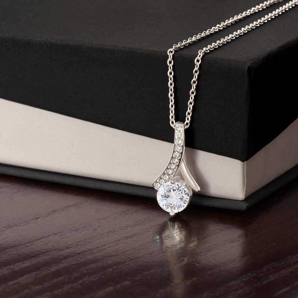 Alluring Beauty Necklace – She'll Think You Finally Grew Taste