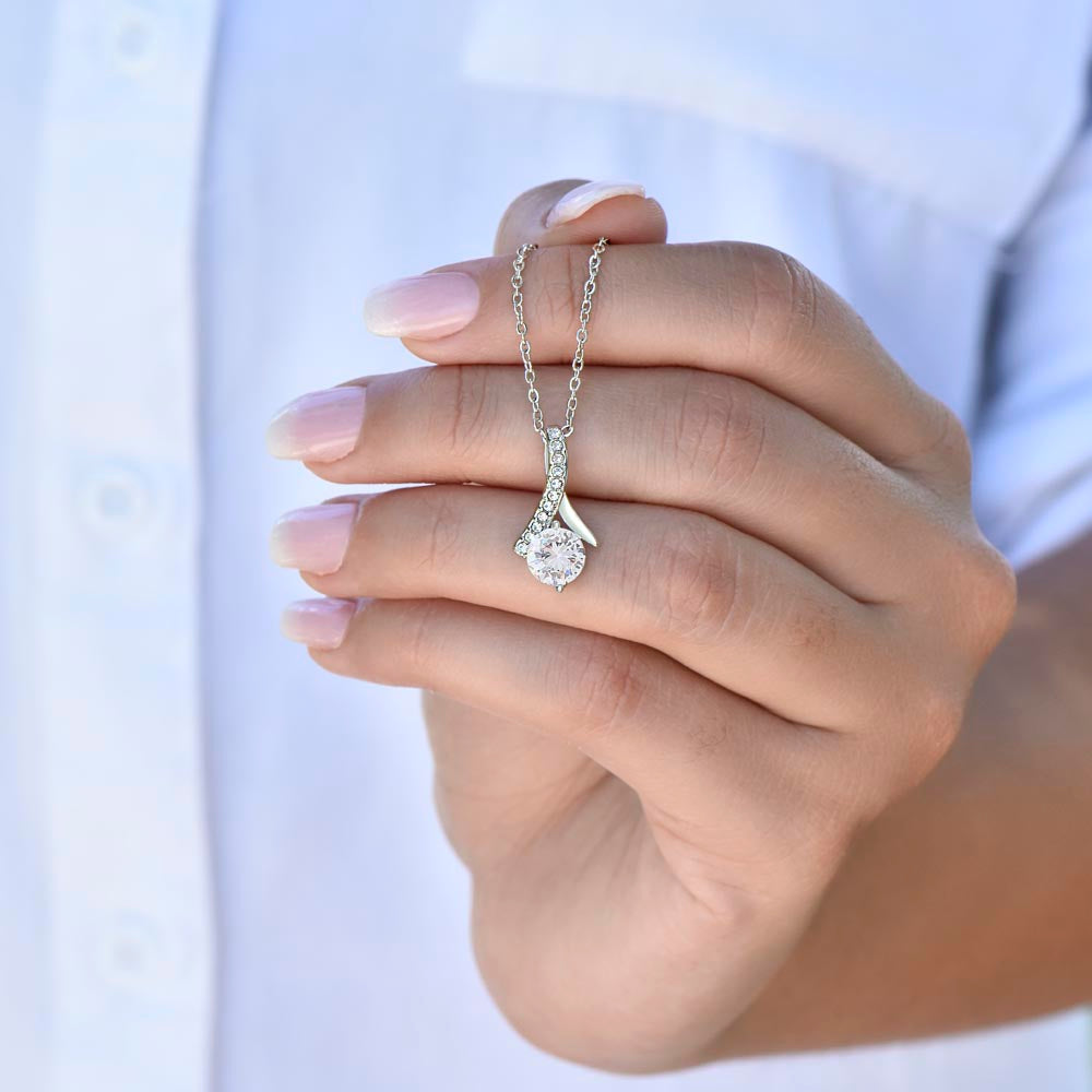 Alluring Beauty Necklace – She'll Think You Finally Grew Taste