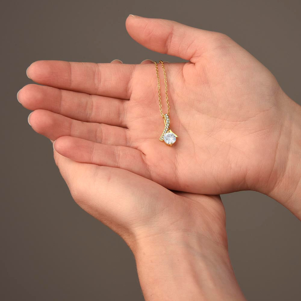 Alluring Beauty Necklace – She'll Think You Finally Grew Taste